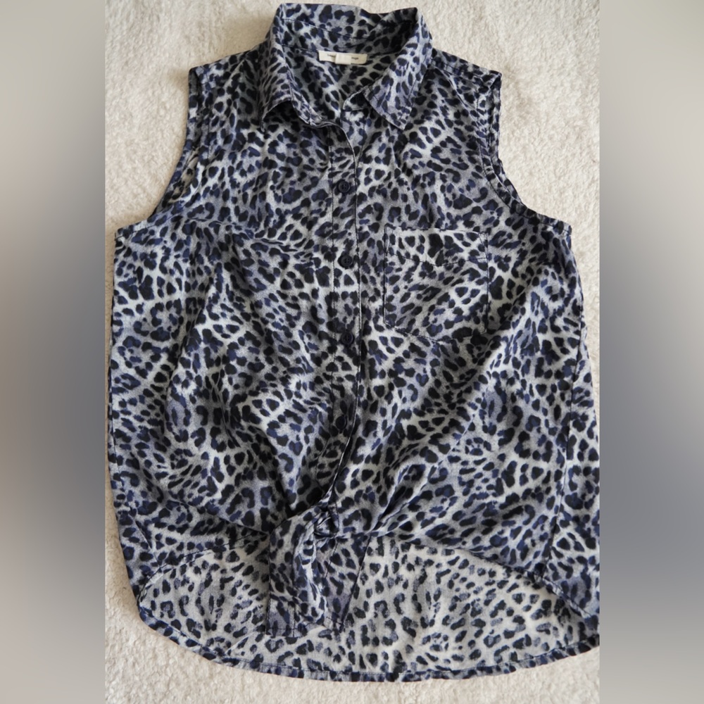 beachlunchlounge Blue and Black Leopard Print Blouse